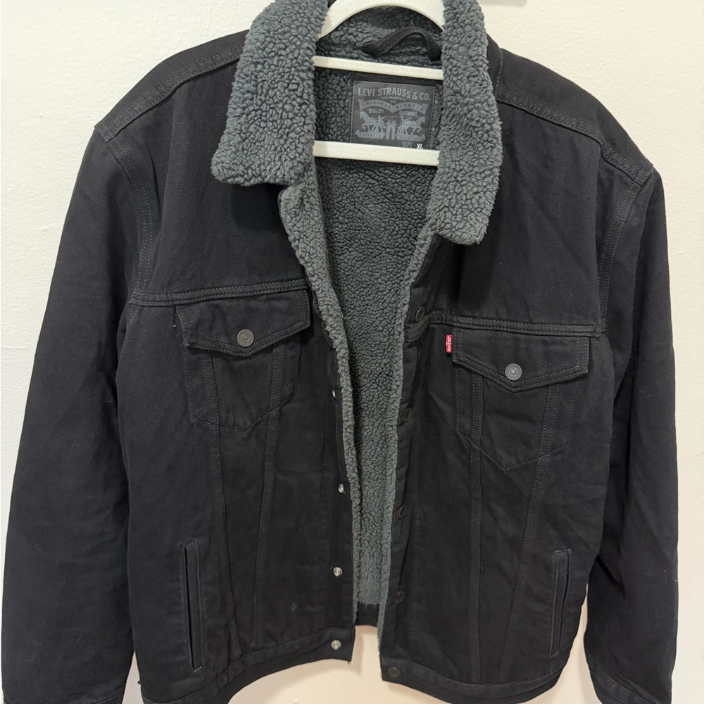 Levi's Black Sherpa-Lined Denim Jacket